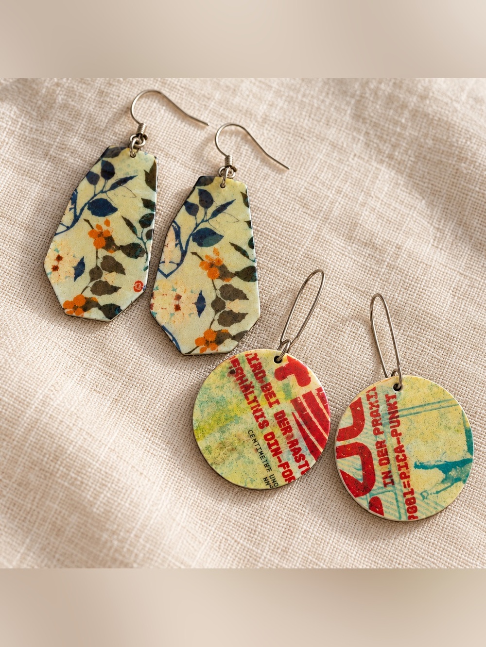 Earring Bundle 2 pair Acrylic Printed Hook Dangle Earrings